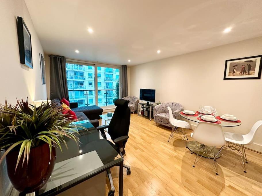 Stunning 2 Bed Thames River View - Central London Kültér fotó